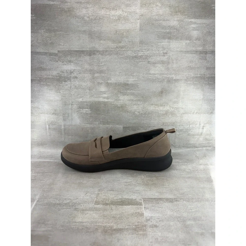 Clarks Cloudsteppers Womens Taupe Penny Loafers Shoes 261471834065 Size 9M